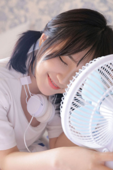 欧美校园激情清纯另类
